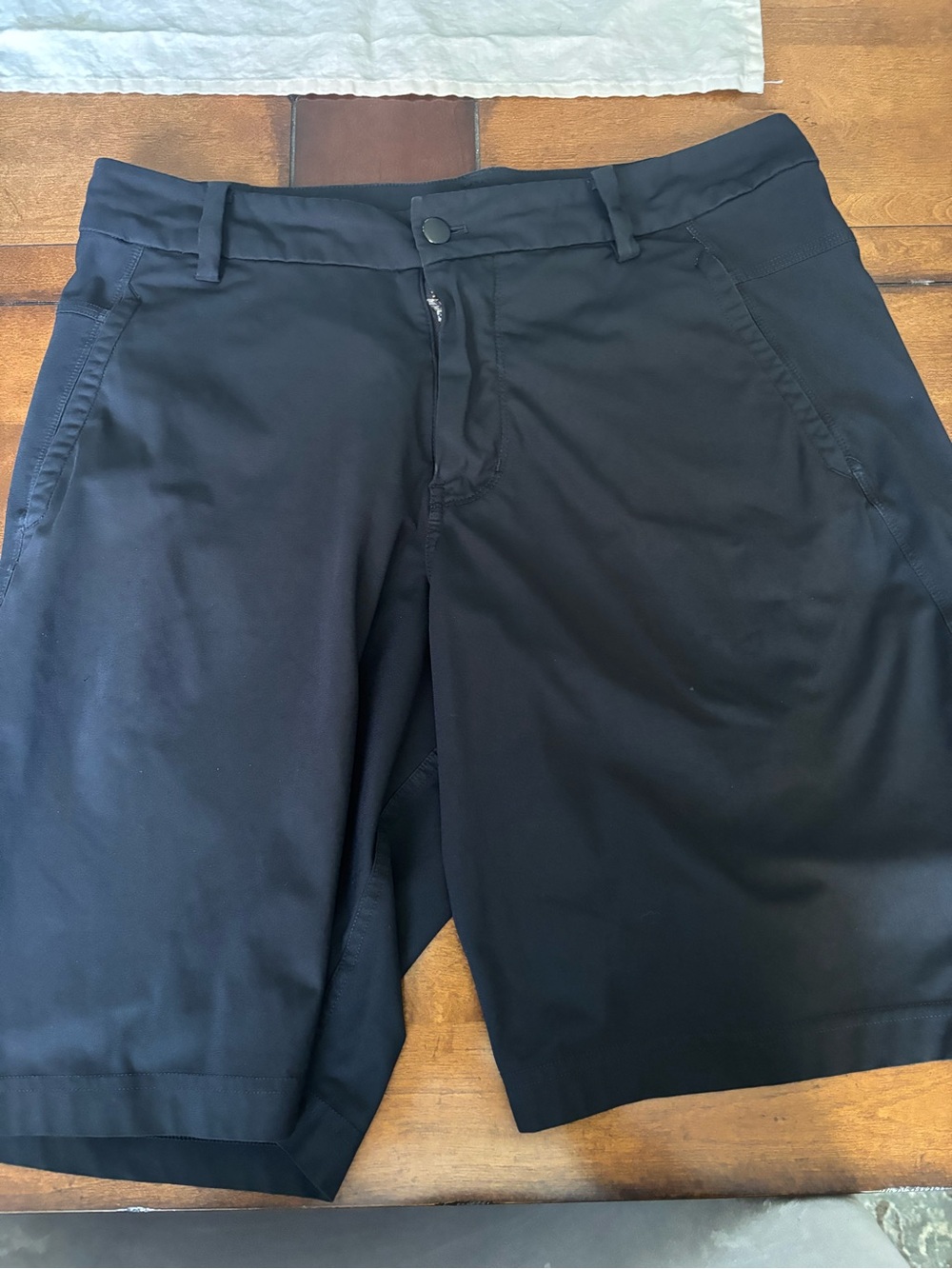 Men’s Black Lululemon Commission Shorts